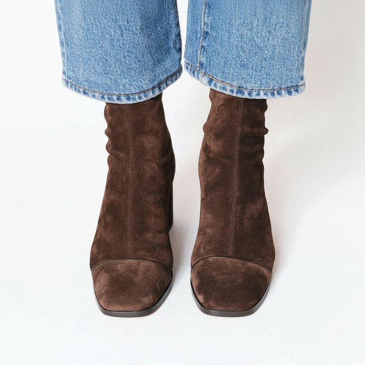 Botines Elegantes de Ante Lilia™