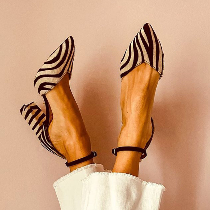 Zebrina™ Tacones Medios de Tiras con Estampado de Cebra