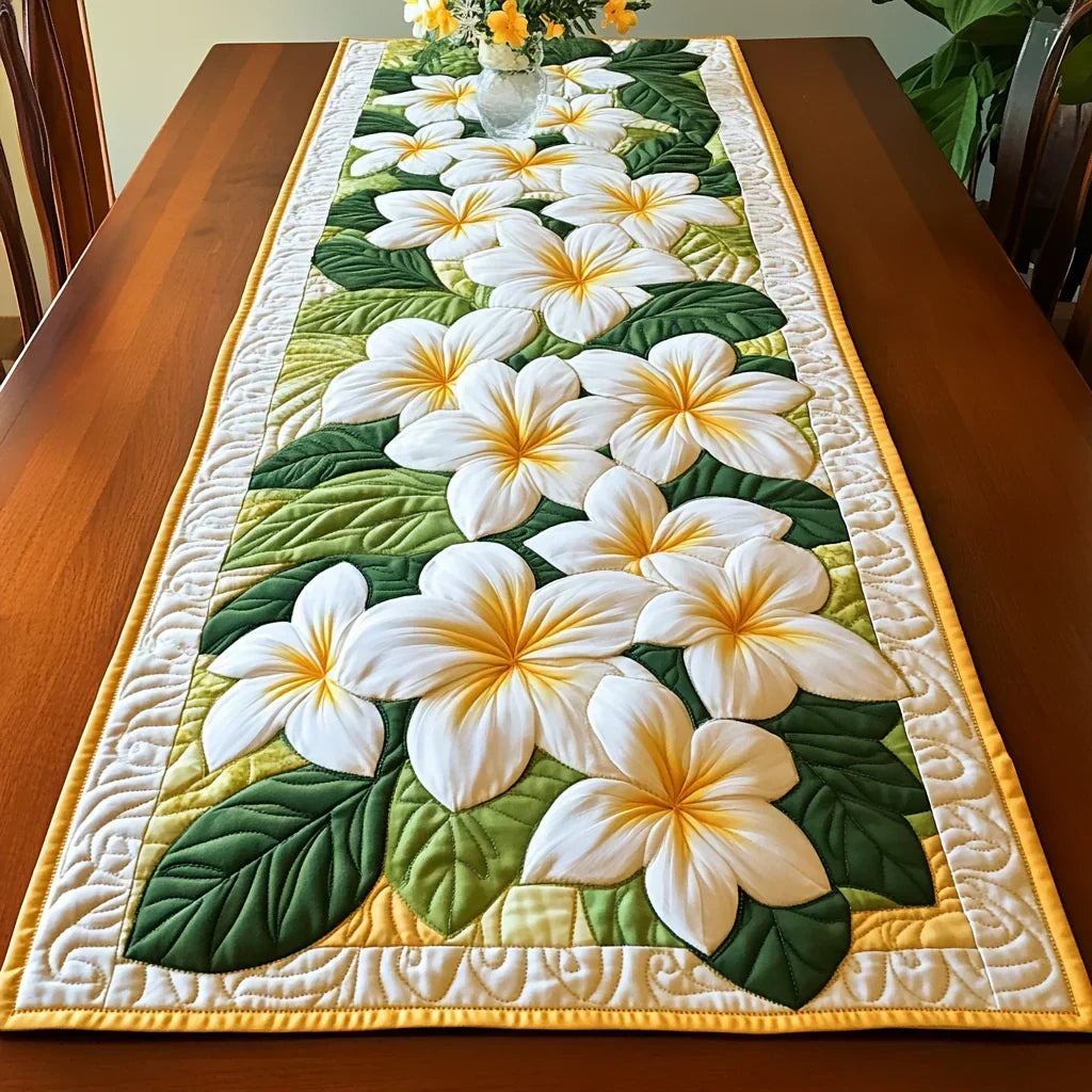 Mantel de Mesa Acolchado - Flores de Frangipani