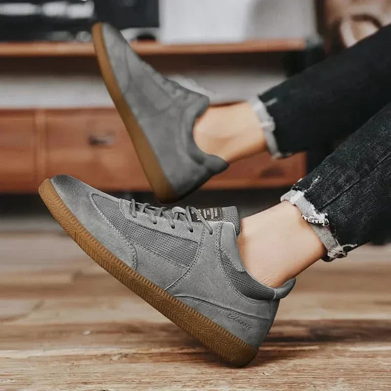 TENIS DE CUERO GENUINO ITALIANO CALVINO