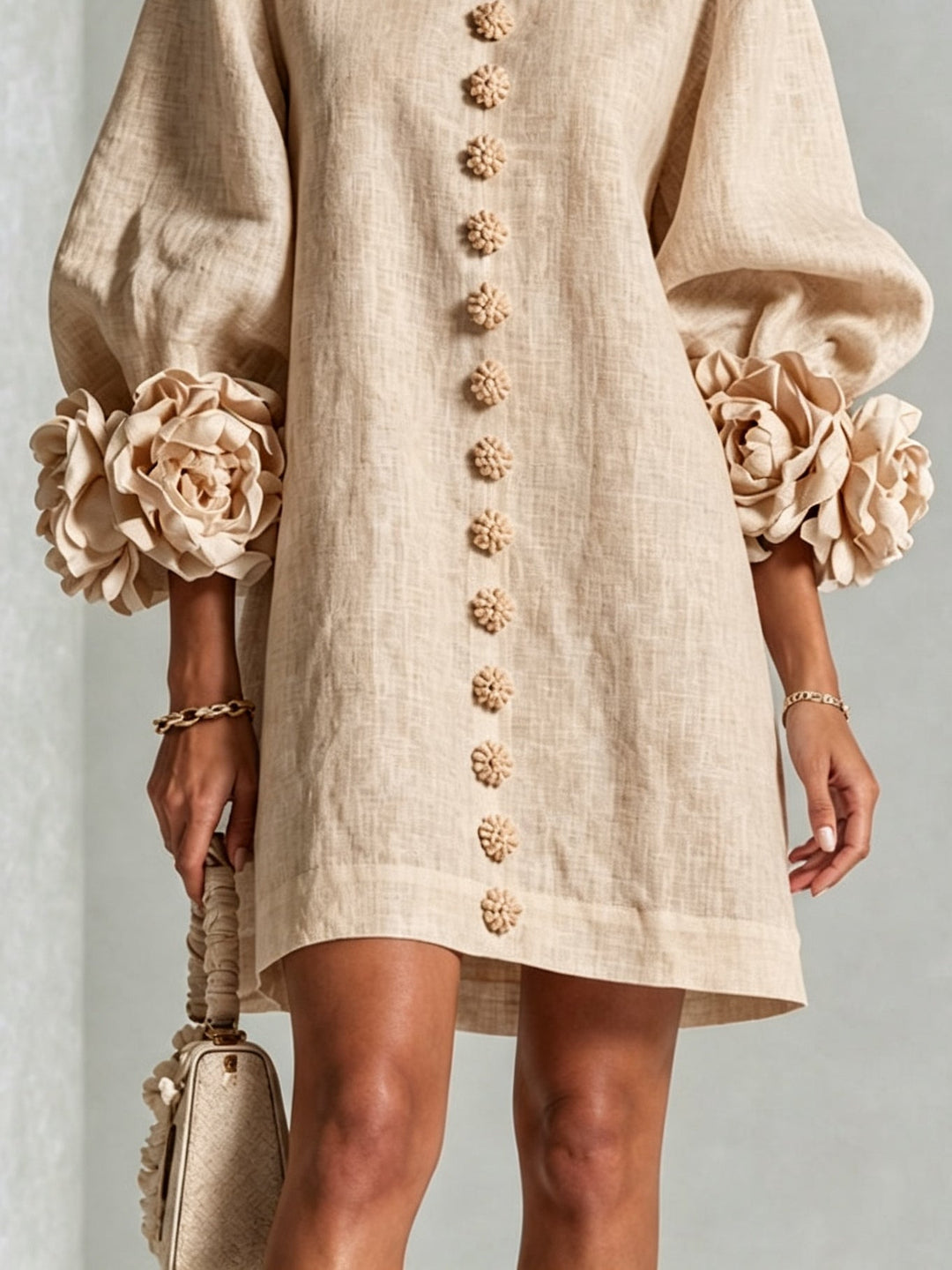 Rosina | Minivestido Abotonado con Puños de Flores