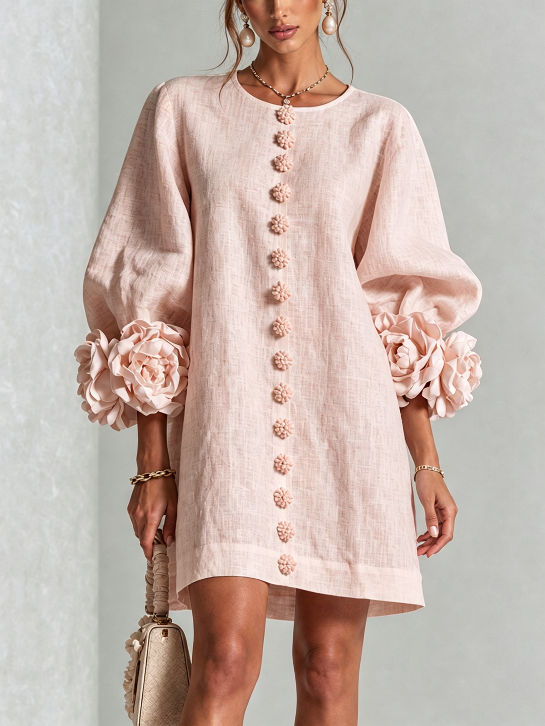 Aurora | Minivestido Abotonado con Puños Florales