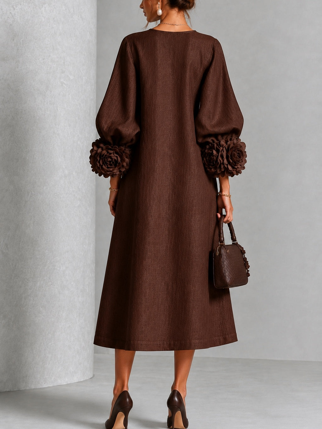 Beverly | Vestido Midi con Puños de Rosetas