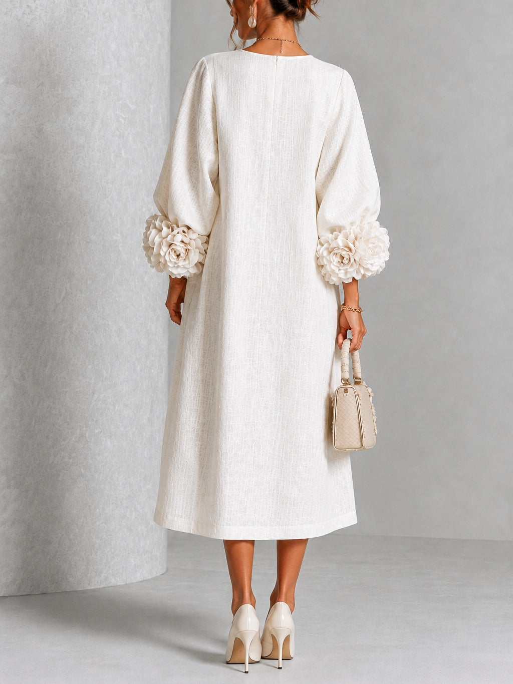 Henrietta | Vestido Midi Abotonado con Puños Florales